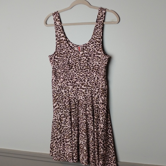 Free People Dresses & Skirts - Free People leopard print fit & flare tank dress